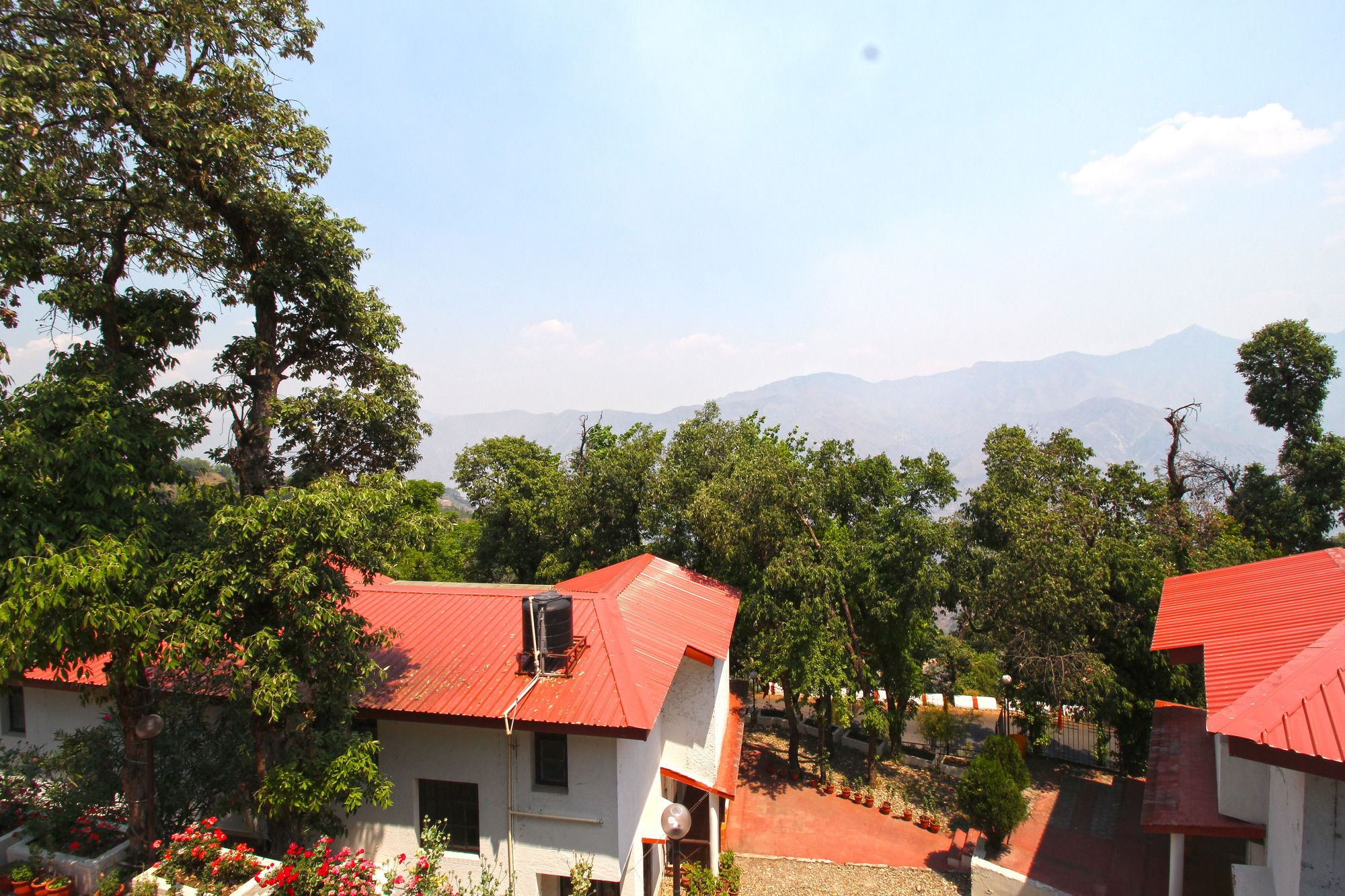 Oyo 5248 Surbee Resorts Mussoorie Ngoại thất bức ảnh