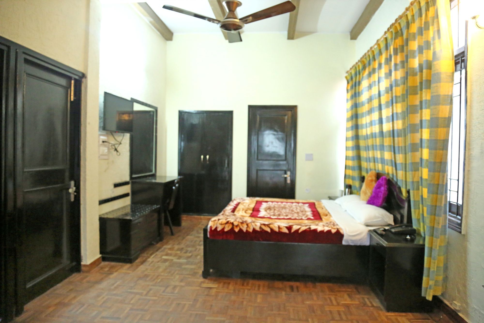 Oyo 5248 Surbee Resorts Mussoorie Ngoại thất bức ảnh