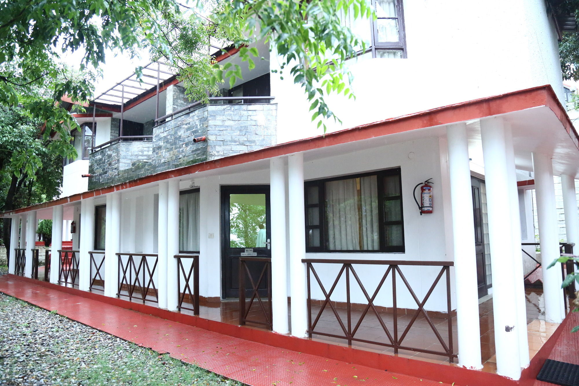 Oyo 5248 Surbee Resorts Mussoorie Ngoại thất bức ảnh
