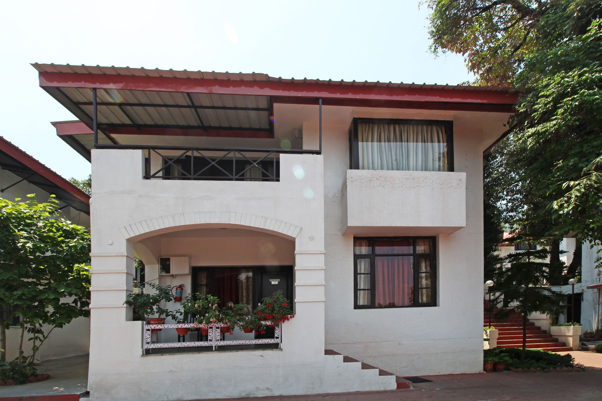 Oyo 5248 Surbee Resorts Mussoorie Ngoại thất bức ảnh