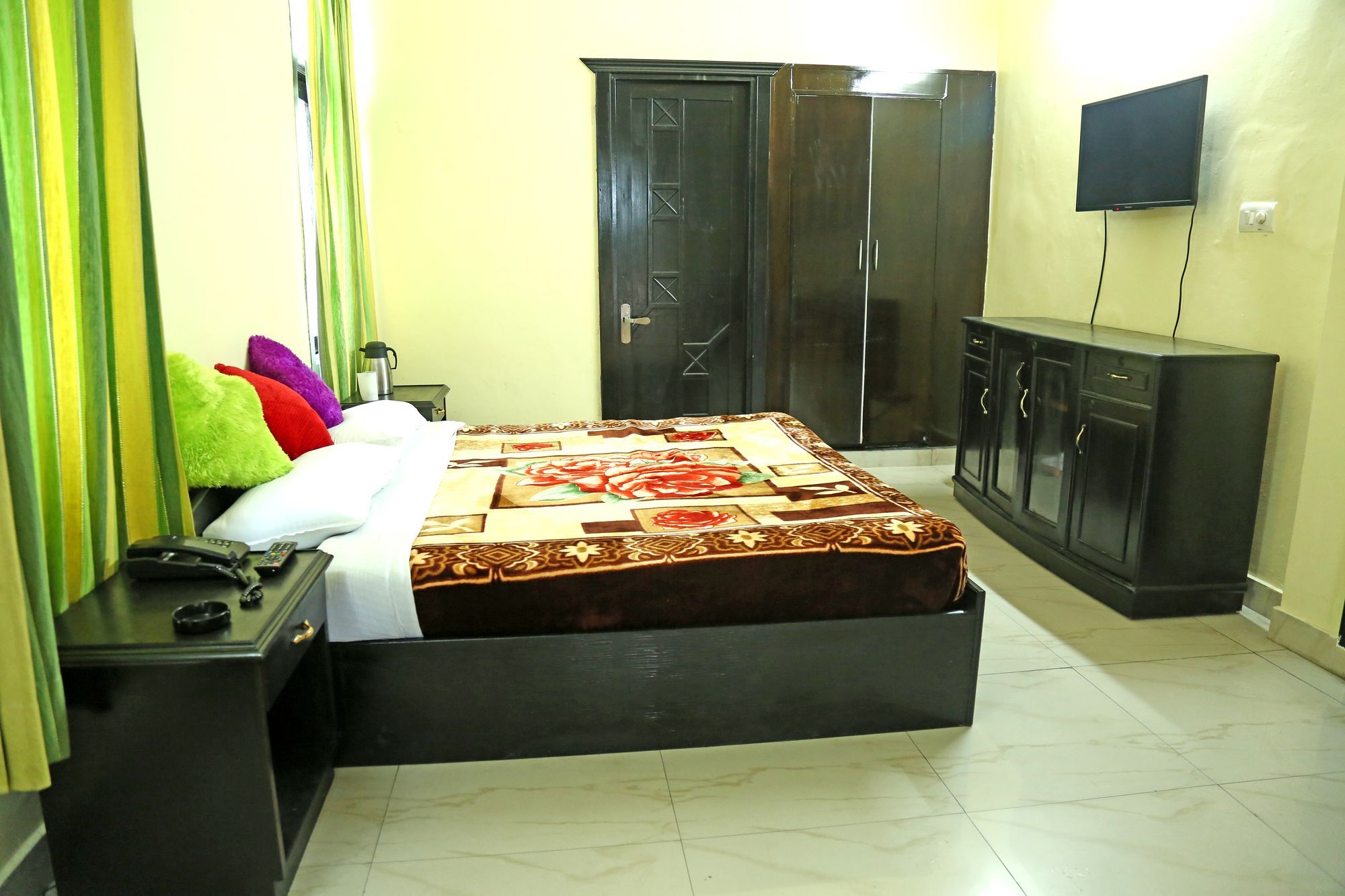 Oyo 5248 Surbee Resorts Mussoorie Ngoại thất bức ảnh