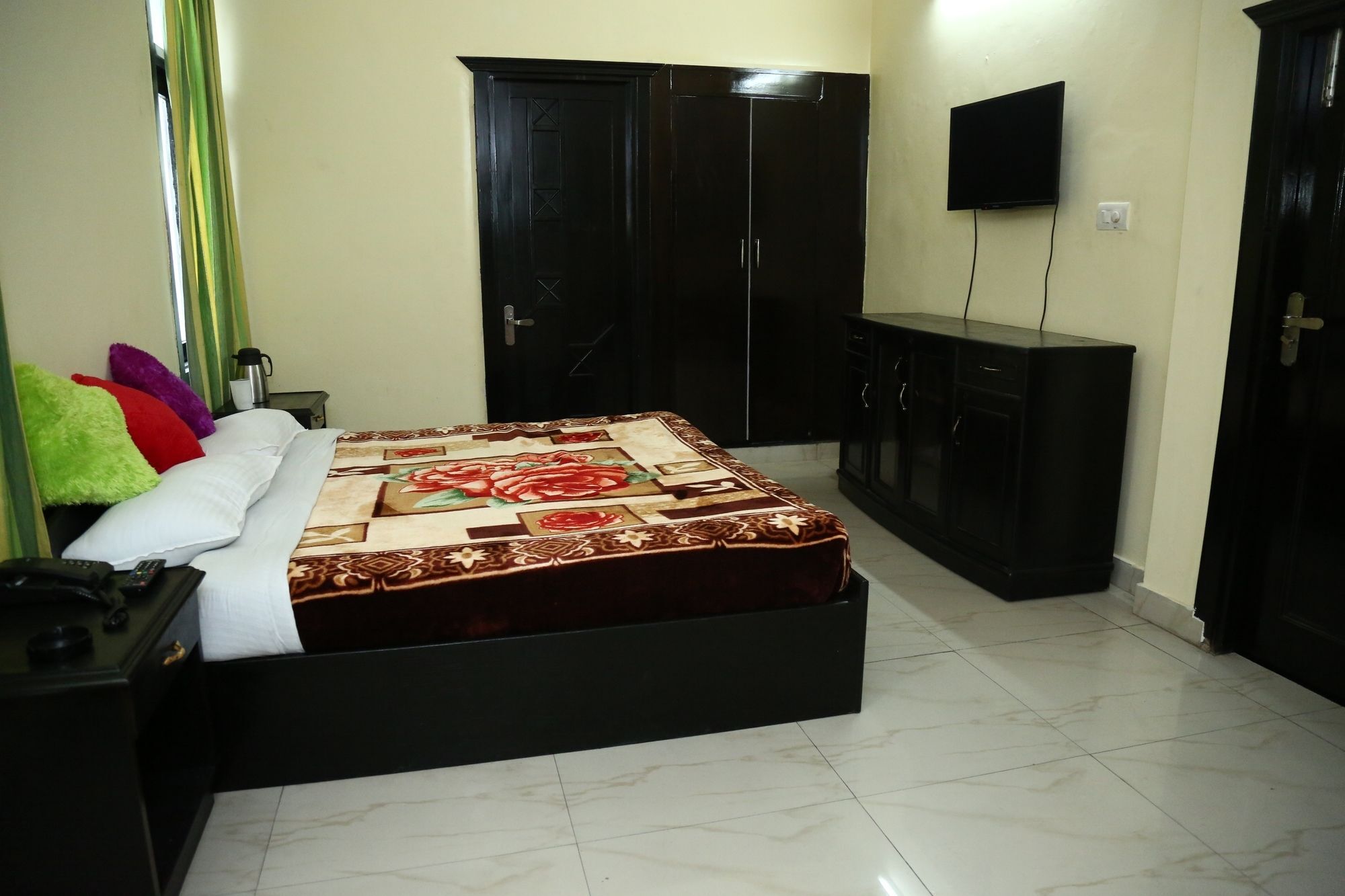 Oyo 5248 Surbee Resorts Mussoorie Ngoại thất bức ảnh